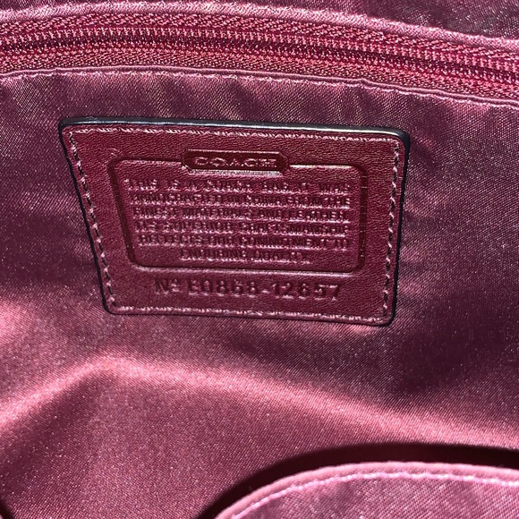 Coach Large Zoe Aubergine Signature Print Shoulder Bag - Picture 10 of 10